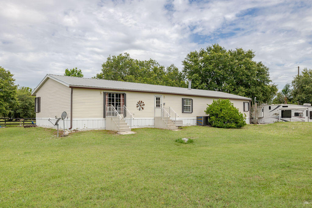 11301 Southwest Fox Brown Road Indiantown, FL 34956 - Photo 34 of 120 428A8069-Edit