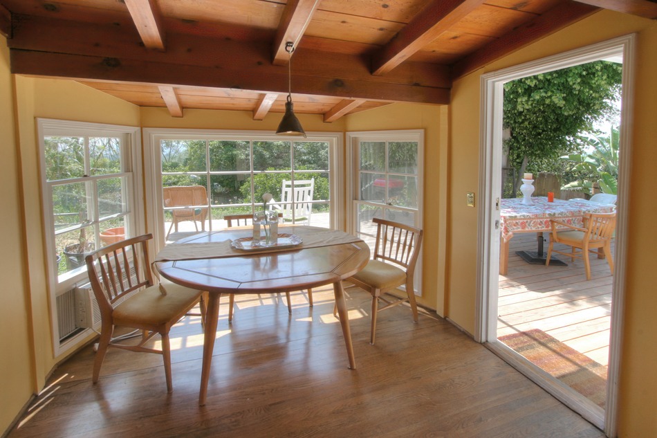 920 Cheltenham Road Santa Barbara, CA 93105 - Photo 6 of 16 Breakfast Area