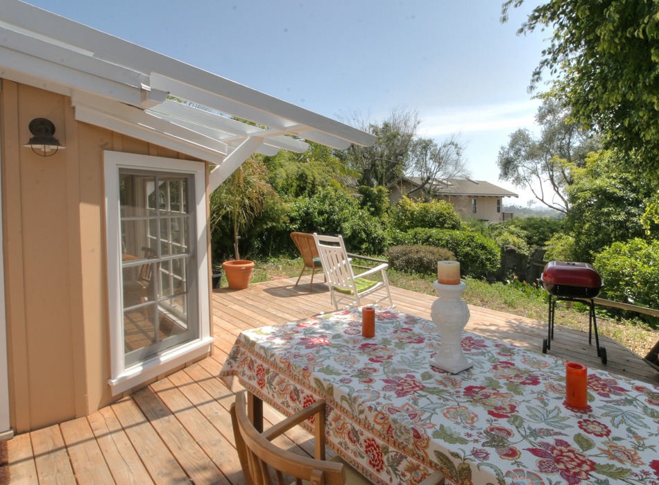 920 Cheltenham Road Santa Barbara, CA 93105 - Photo 10 of 16 Outside Patio