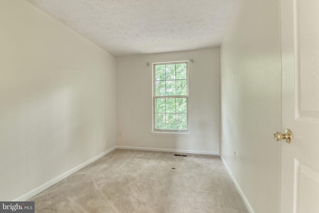 13900 Winding Ridge Lane Centreville, VA 20121 - Photo 14 of 32 Interior (General)