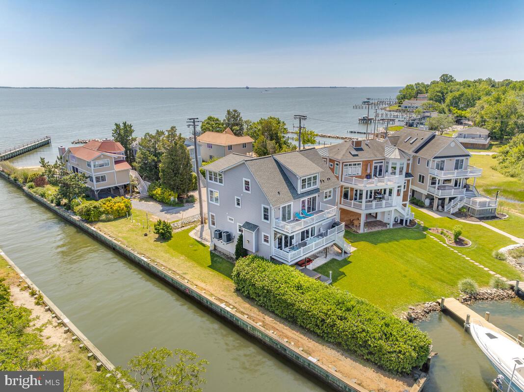 3300 Shore Drive Annapolis, MD 21403 - Photo 37 of 50 swimming pool view with a garden and seating area