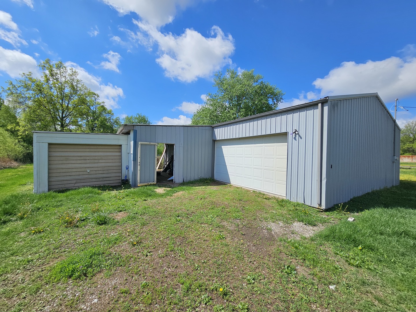 607 Filbert Street Odin, IL 62870 - Photo 12 of 24
