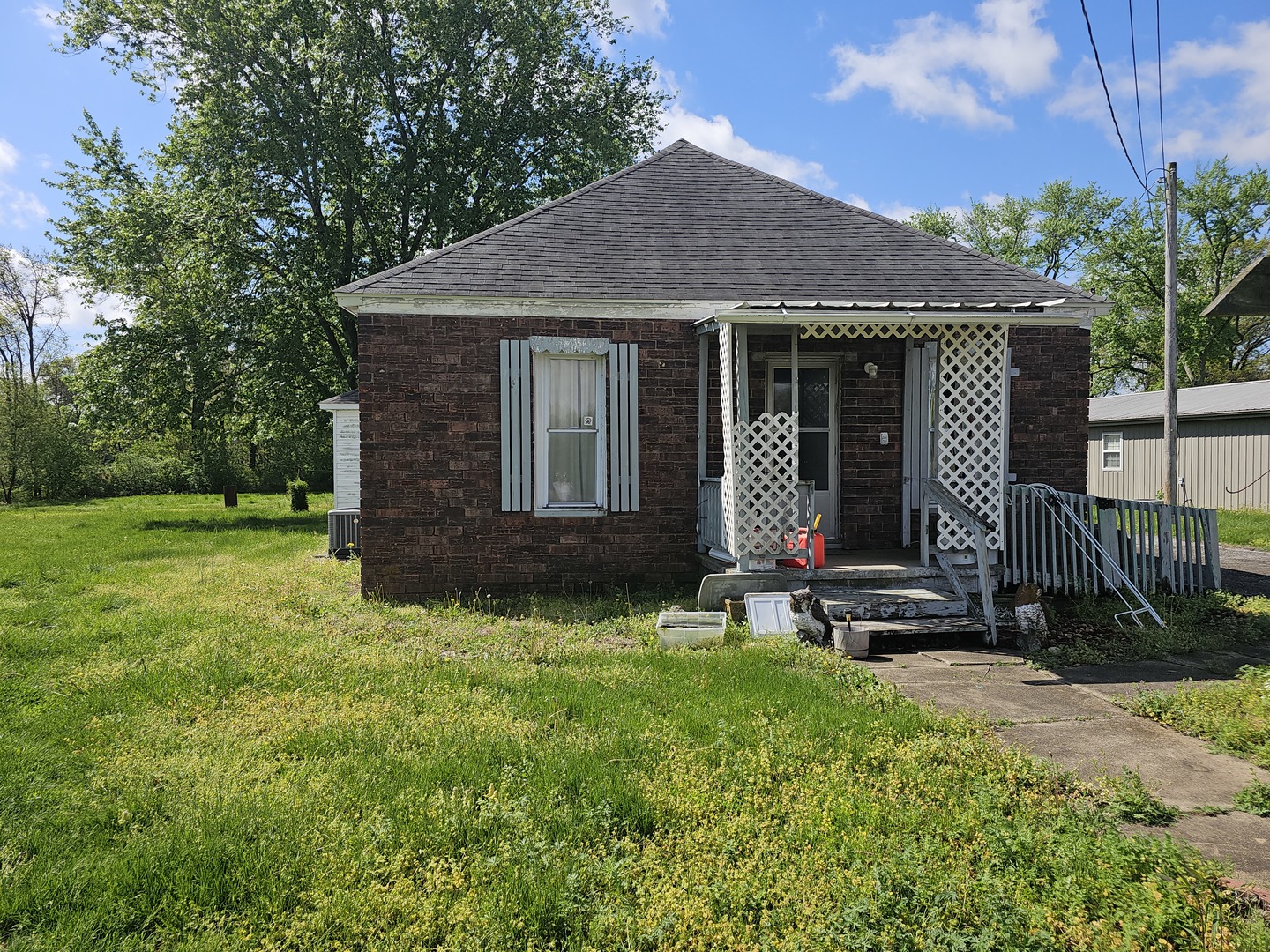 607 Filbert Street Odin, IL 62870 - Photo 3 of 24