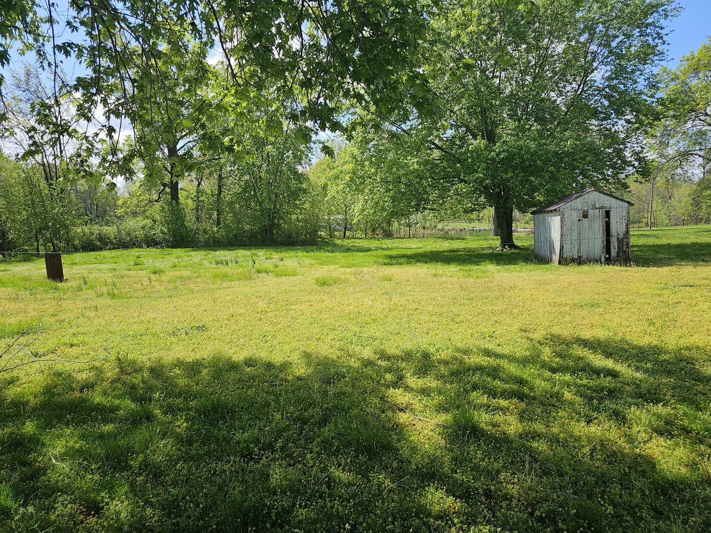 607 Filbert Street Odin, IL 62870 - Photo 9 of 24