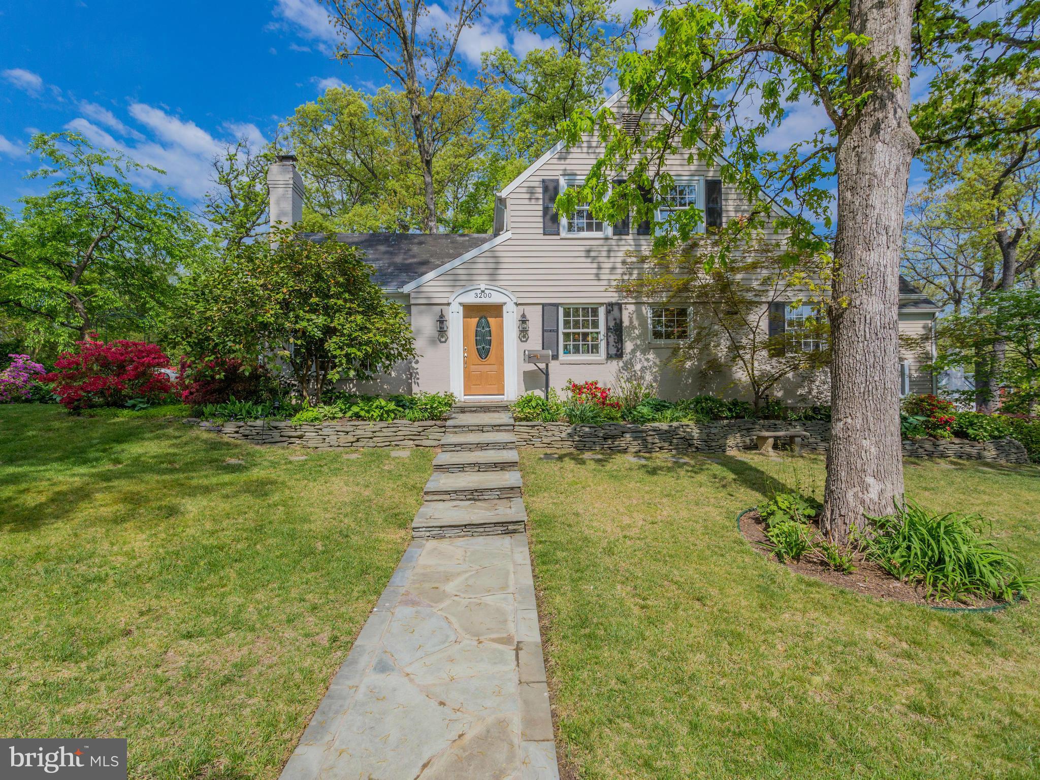 3200 Cameron Mills Road Alexandria, VA 22302 - Photo 1 of 1 a front view of a house with yard