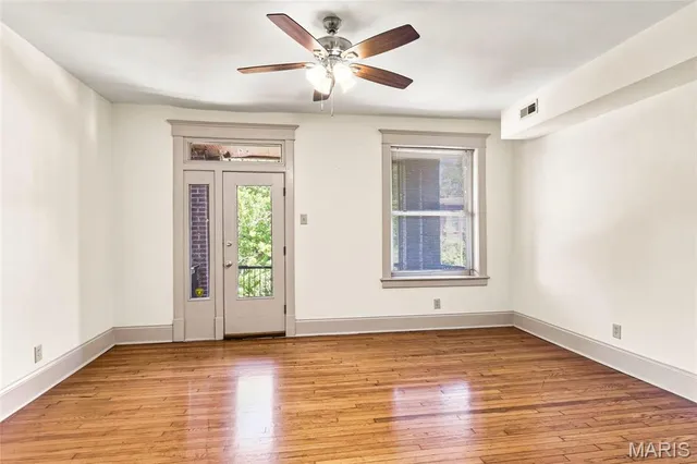 $1,500 | 3656 Shaw Avenue, Unit 2WEST, St. Louis, MO 63110