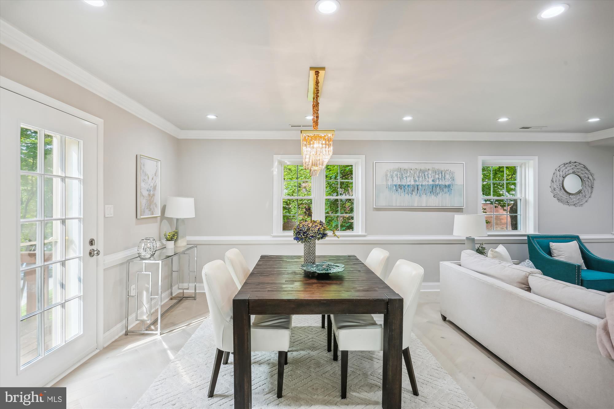 6634 Hillandale Road, Unit 55 Chevy Chase, MD 20815 - Photo 12 of 53 Dining Room