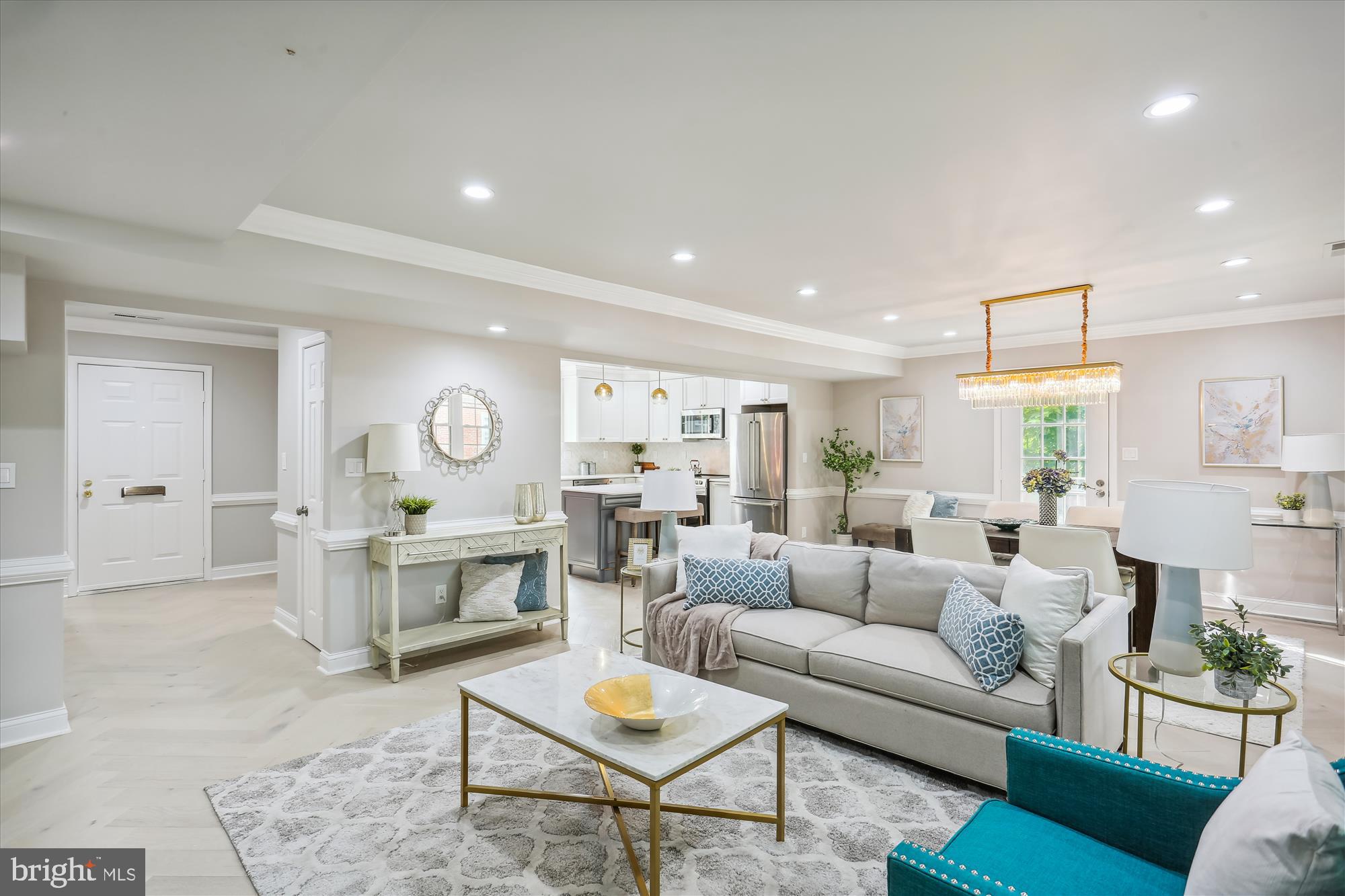 6634 Hillandale Road, Unit 55 Chevy Chase, MD 20815 - Photo 13 of 53 Living Room