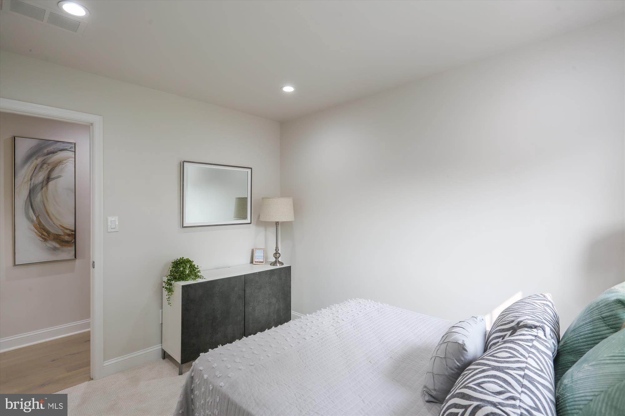 6634 Hillandale Road, Unit 55 Chevy Chase, MD 20815 - Photo 23 of 53 Bedroom
