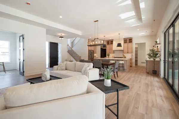 $979,900 | 4386 22nd Avenue Northeast, Rochester, MN 55906