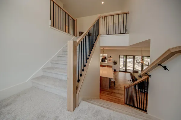 $979,900 | 4386 22nd Avenue Northeast, Rochester, MN 55906