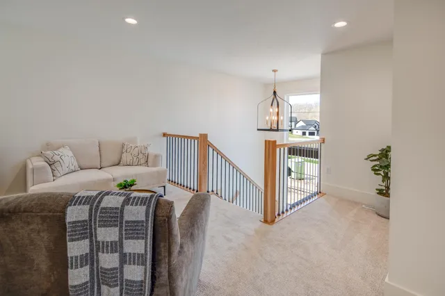 $979,900 | 4386 22nd Avenue Northeast, Rochester, MN 55906