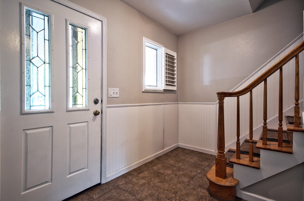 1202 Riding Mall South Bend, IN 46614 - Photo 2 of 27 Gallery Image 2