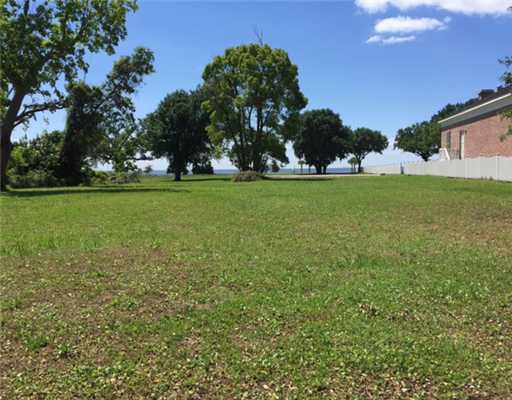 715 2nd Street Gulfport, MS 39501 - Photo 1 of 5 Primary Photo