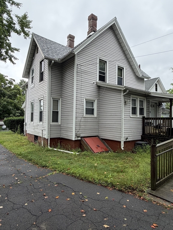 103 Greene Street Springfield, MA 01109 - Photo 3 of 18