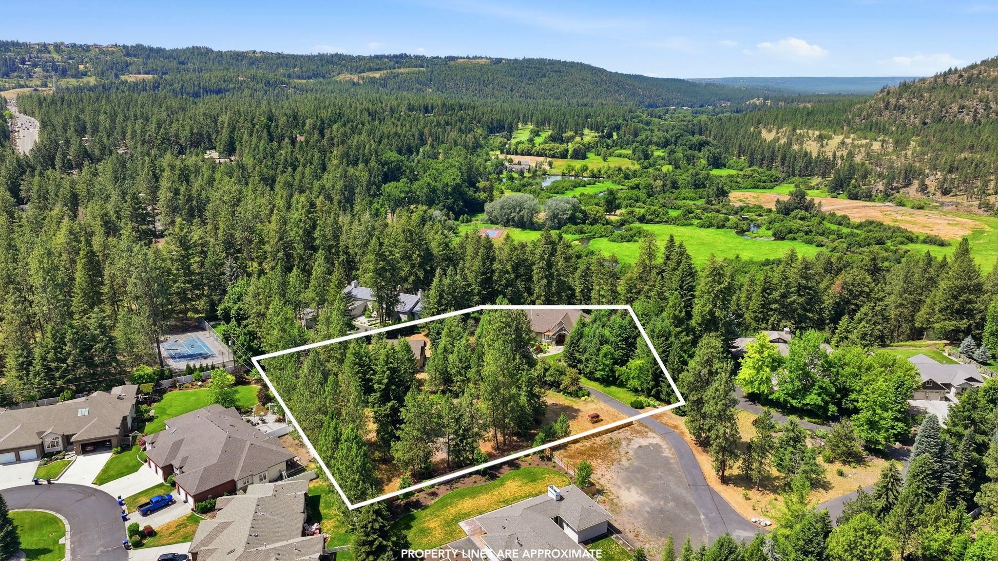 405 West Meadow Ridge Lane Spokane, WA 99208 - Photo 2 of 40