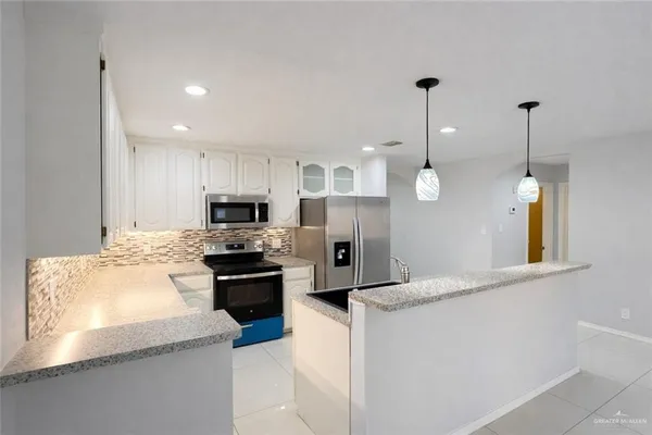 $1,900 | 2401 South Jackson Road, Unit 28, Pharr, TX 78577