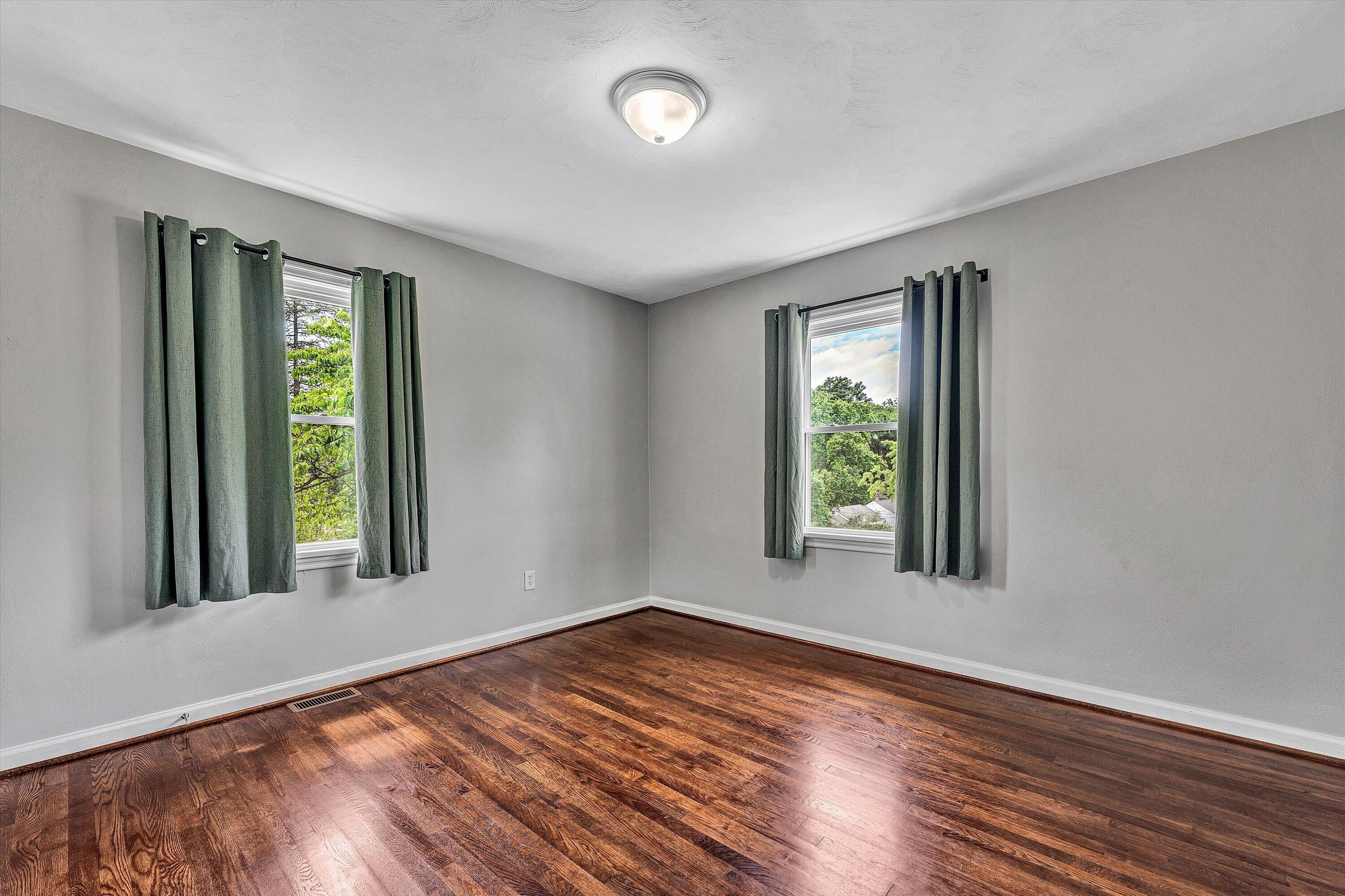 1214 Hamilton Avenue Southwest Roanoke, VA 24015 - Photo 10 of 15 12-SGP-00907