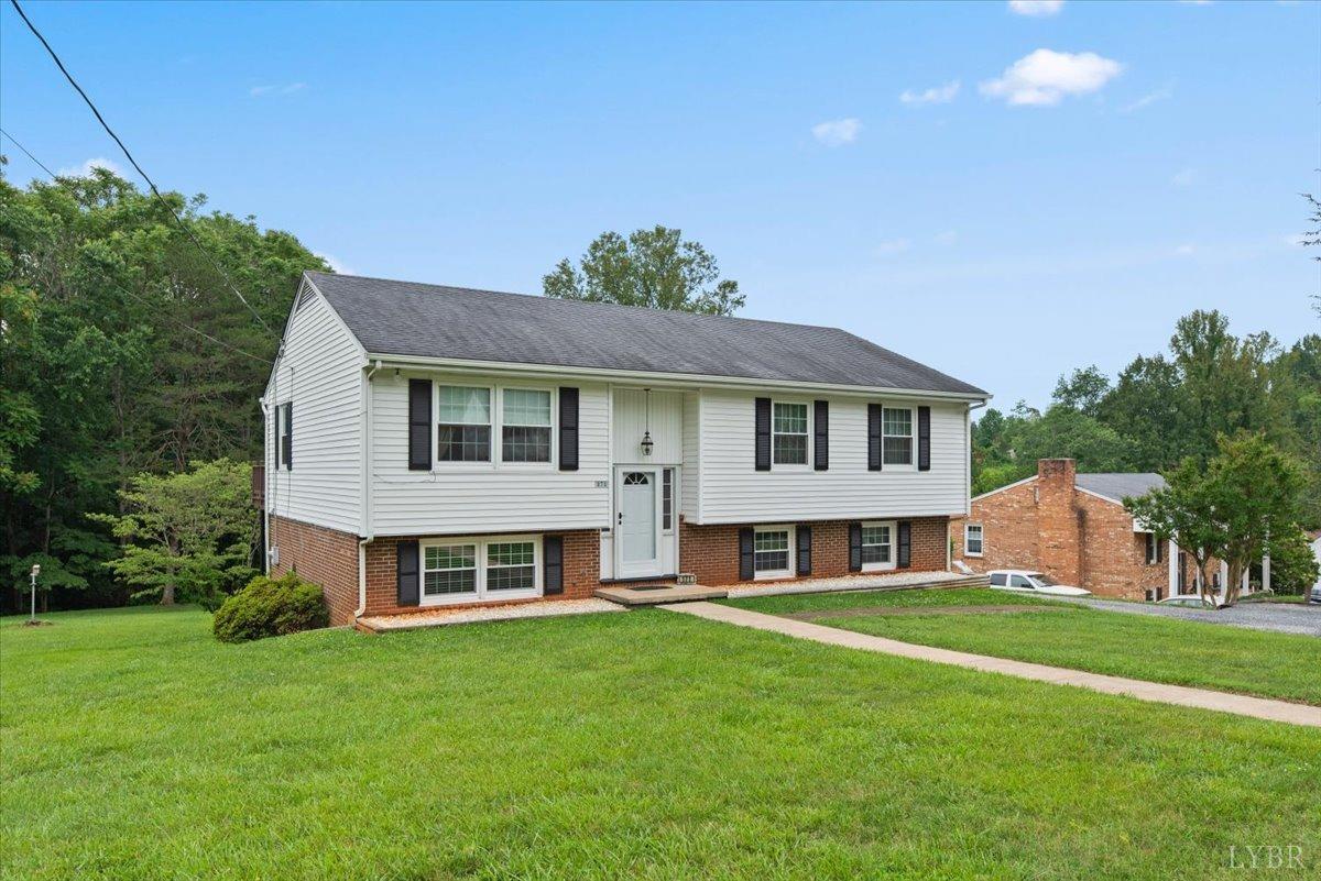 171 Maple Lane Amherst, VA 24521 - Photo 3 of 54 Gallery Image 3
