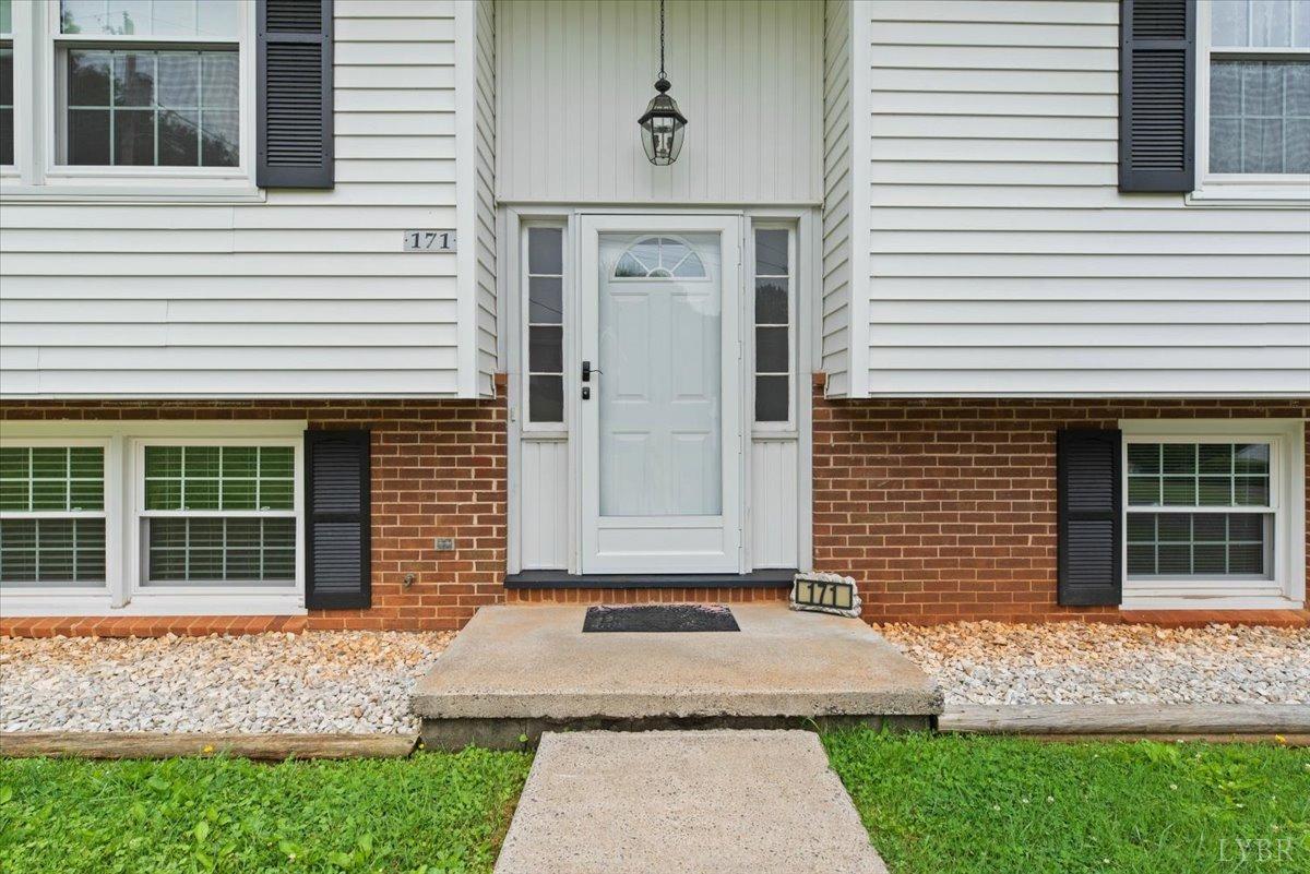 171 Maple Lane Amherst, VA 24521 - Photo 6 of 54 Gallery Image 6