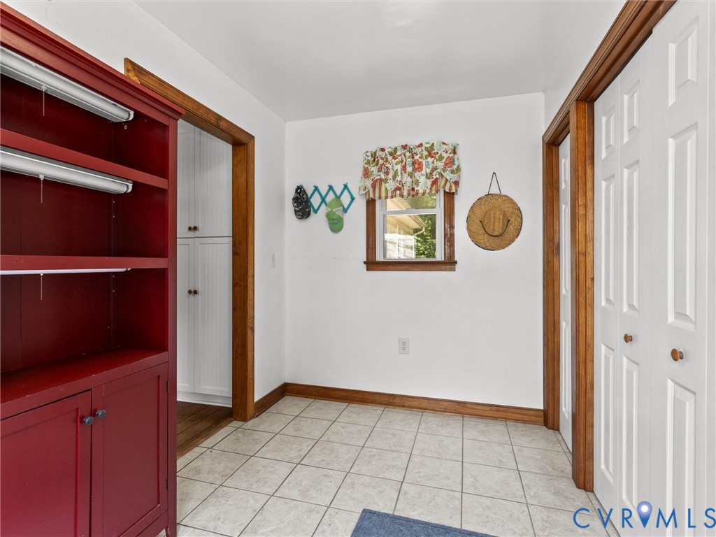 3607 Pacetown Road Sandy Hook, VA 23153 - Photo 15 of 33