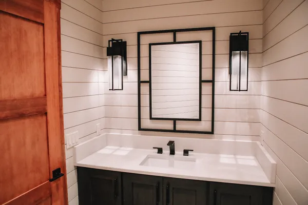 $1,950,700 | 120 Swan Bay Drive, Buchanan, TN 38222