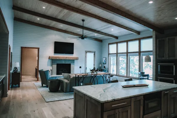 $1,950,700 | 120 Swan Bay Drive, Buchanan, TN 38222