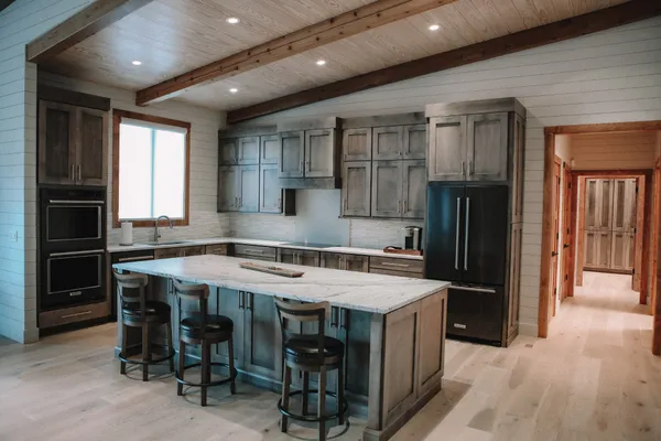 $1,950,700 | 120 Swan Bay Drive, Buchanan, TN 38222