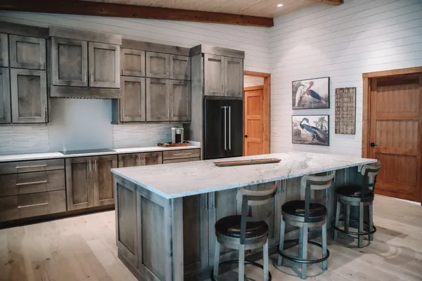 $1,950,700 | 120 Swan Bay Drive, Buchanan, TN 38222