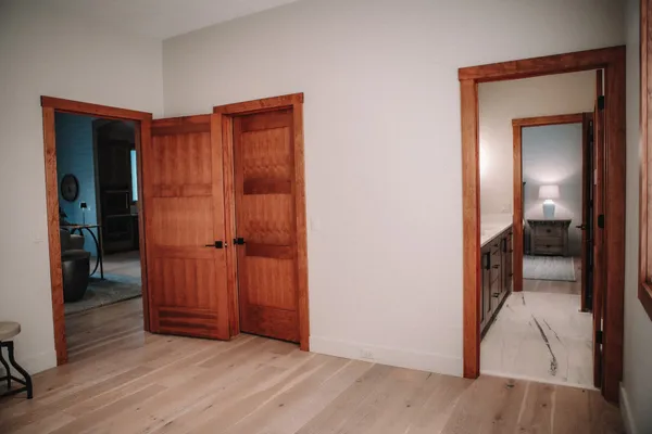 $1,950,700 | 120 Swan Bay Drive, Buchanan, TN 38222