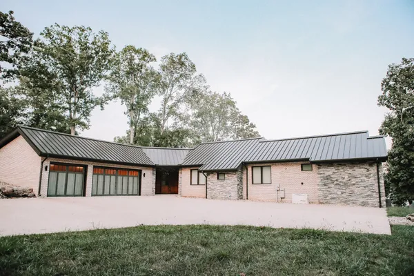 $1,950,700 | 120 Swan Bay Drive, Buchanan, TN 38222