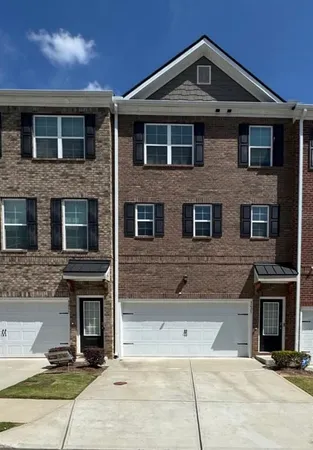 $400,000 | 3025 Westpoint Circle, Snellville, GA 30078