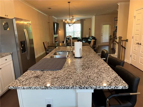 $400,000 | 3025 Westpoint Circle, Snellville, GA 30078