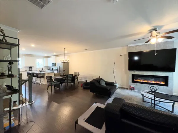 $400,000 | 3025 Westpoint Circle, Snellville, GA 30078