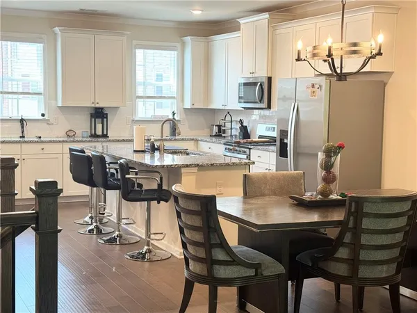 $400,000 | 3025 Westpoint Circle, Snellville, GA 30078