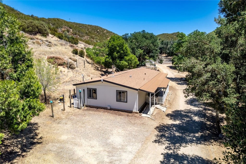 9740 Huer Huero Road Creston, CA 93432 - Photo 1 of 70