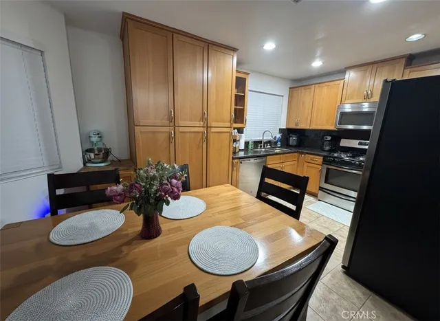 $3,095 | 8955 Paddington Drive, Unit 19, Riverside, CA 92503