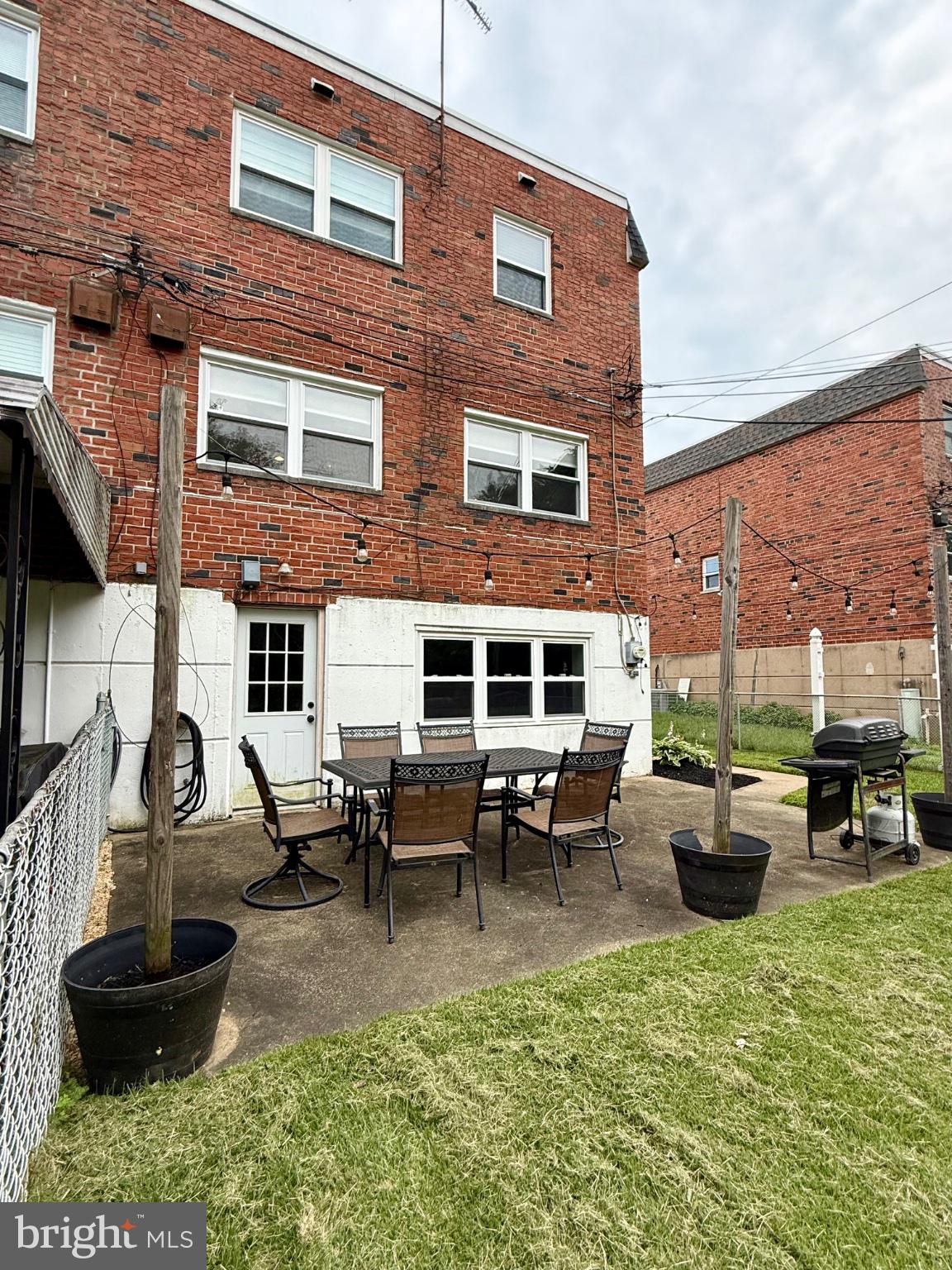 12820 Elnora Road Philadelphia, PA 19154 - Photo 31 of 31 Charming backyard retreat awaits you.
