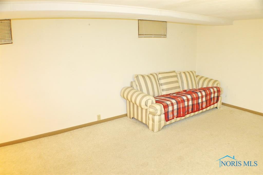 4147 Bowen Road Toledo, OH 43613 - Photo 16 of 17 Gallery Image 16