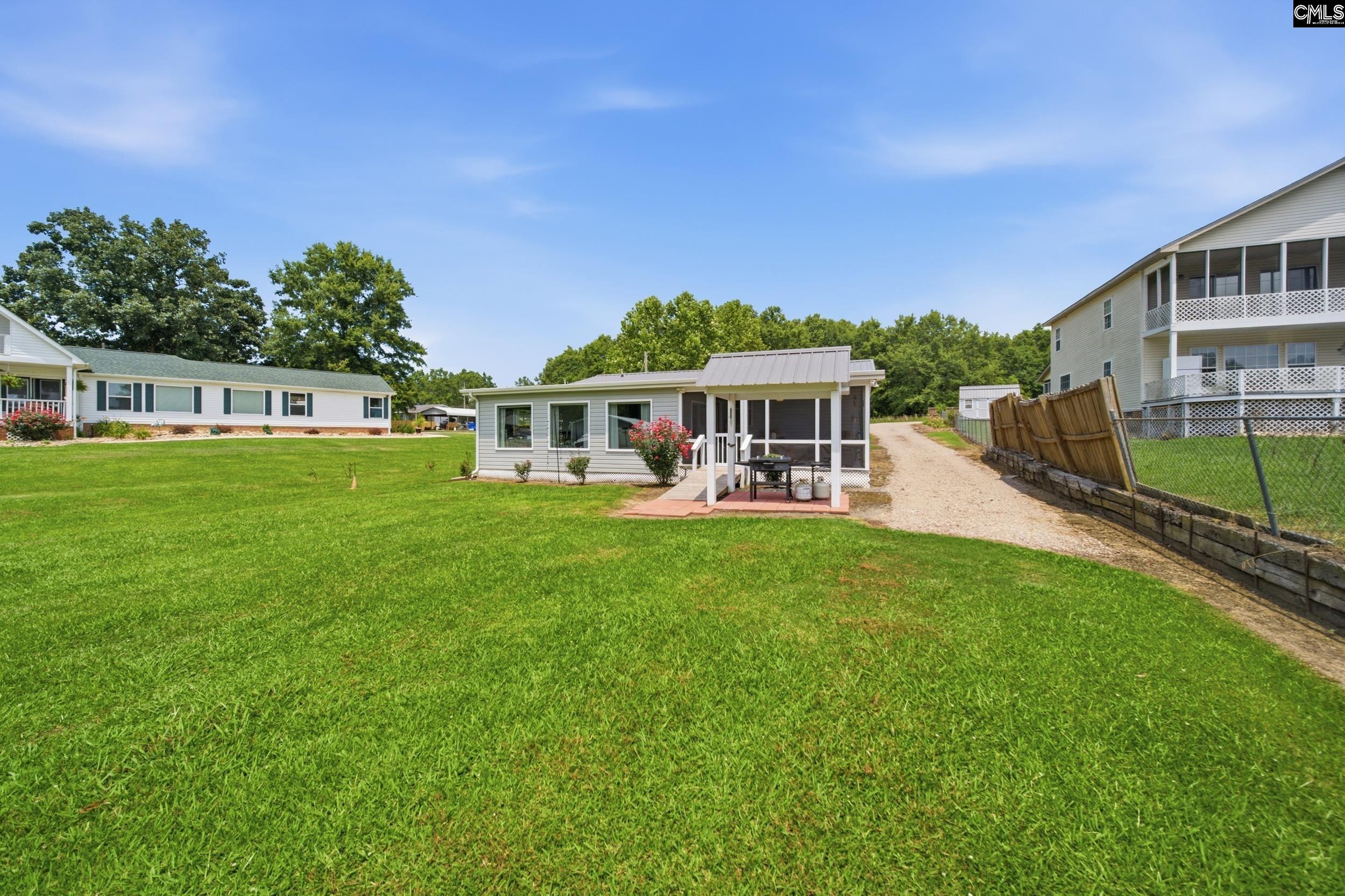 1037 Natures Cove Road Saluda, SC 29138 - Photo 7 of 36