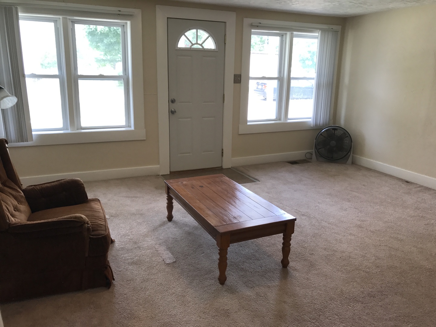 819 Price Street Morris, IL 60450 - Photo 3 of 10 a living room with furniture and a window