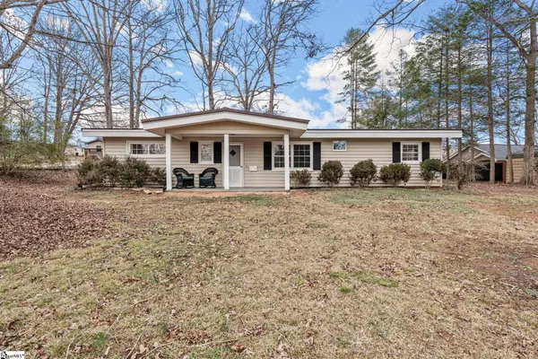 $285,000 | 407 Dogwood Lane, Travelers Rest, SC 29690