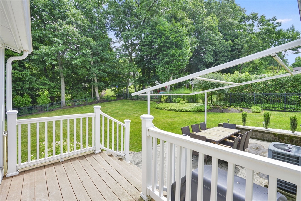 125 East Allen Ridge Road Springfield, MA 01118 - Photo 28 of 42