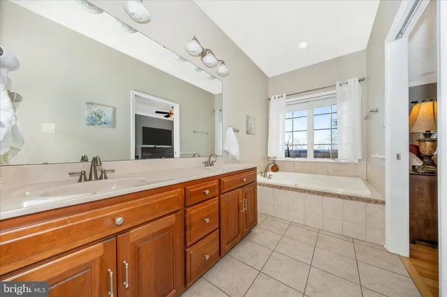 $749,900 | 11067 Weatherstone Drive, Waynesboro, PA 17268