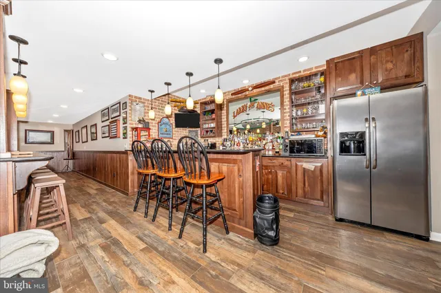 $749,900 | 11067 Weatherstone Drive, Waynesboro, PA 17268