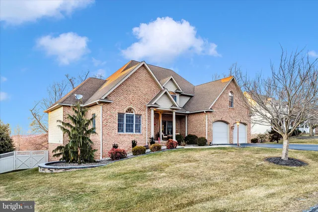 $749,900 | 11067 Weatherstone Drive, Waynesboro, PA 17268
