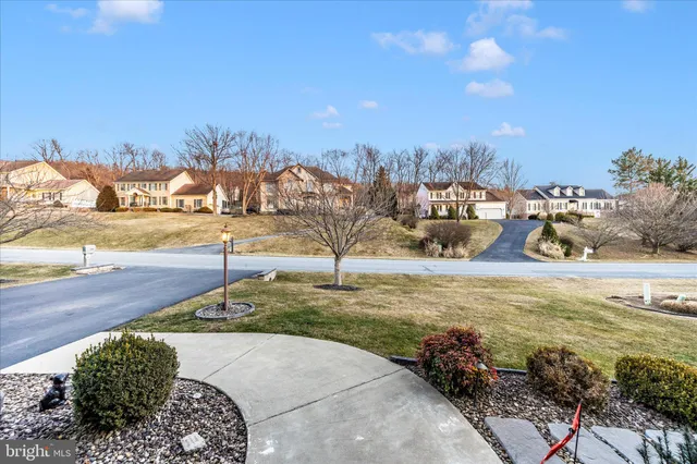 $749,900 | 11067 Weatherstone Drive, Waynesboro, PA 17268