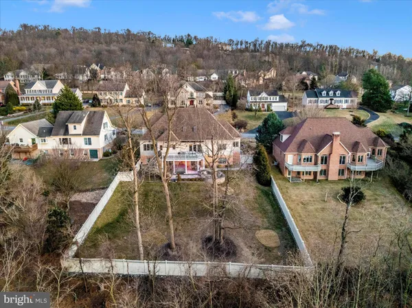 $749,900 | 11067 Weatherstone Drive, Waynesboro, PA 17268