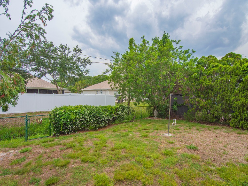 717 Doctor Avenue Sebastian, FL 32958 - Photo 30 of 33 a view of an outdoor space and a yard
