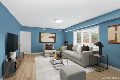 $335,000 | 365 Graceland Avenue, Unit 205A, Des Plaines, IL 60016